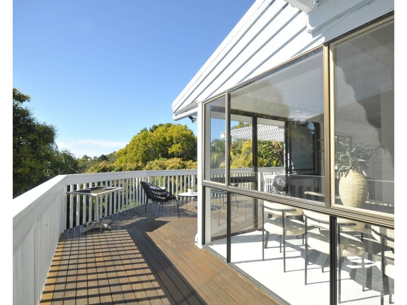 5 Tanjenong Place, Burleigh Heads QLD 4220