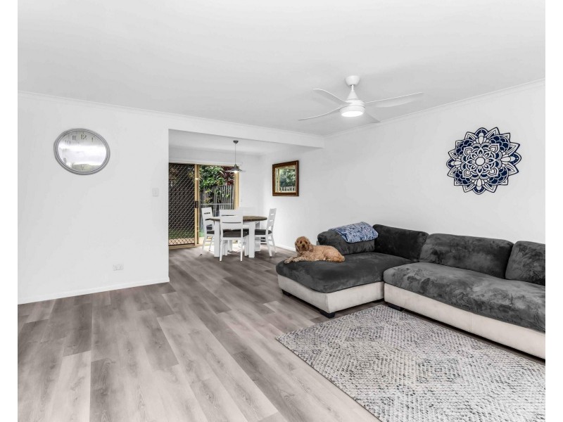 6/18 Bottlewood Court, Burleigh Waters QLD 4220
