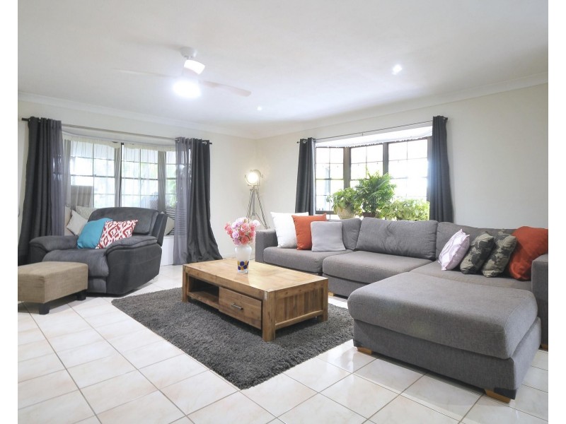 19 Balsa Street, Elanora QLD 4221