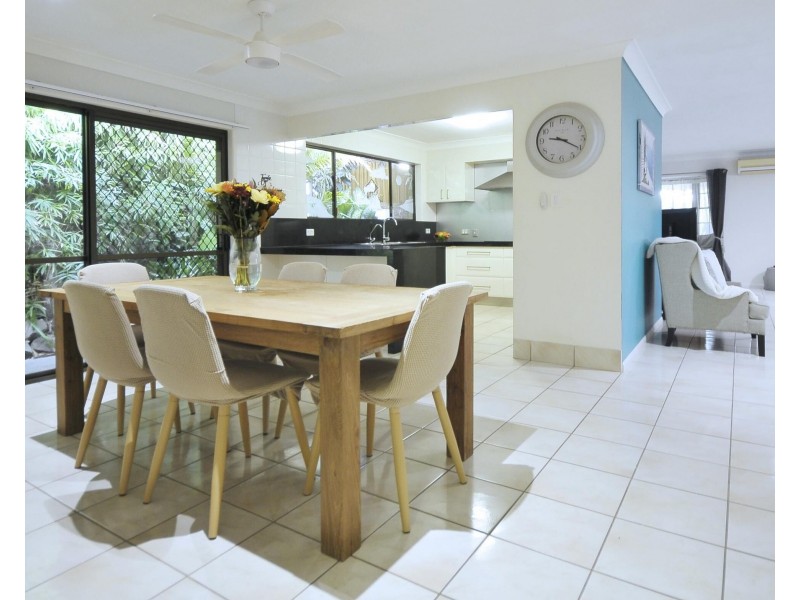19 Balsa Street, Elanora QLD 4221