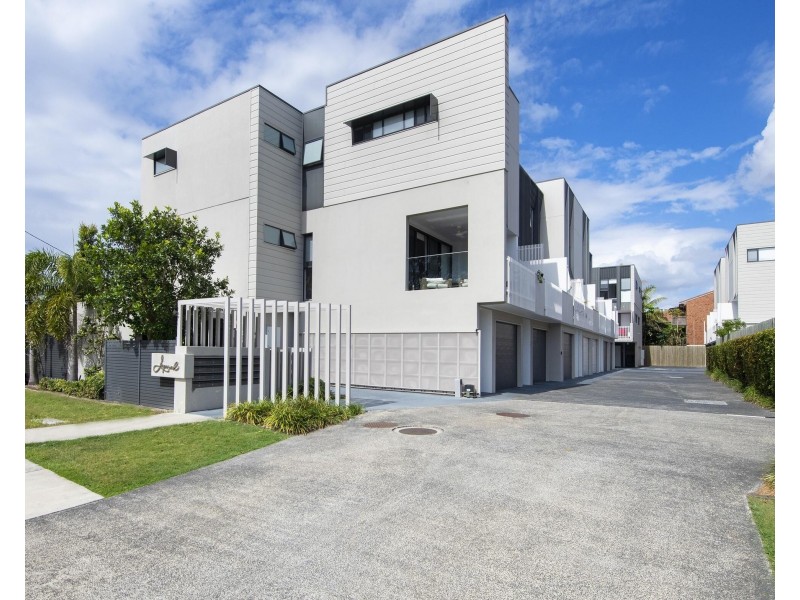 20/24 Imperial Parade, Labrador QLD 4215