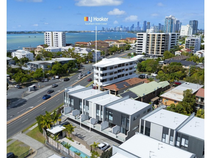 20/24 Imperial Parade, Labrador QLD 4215