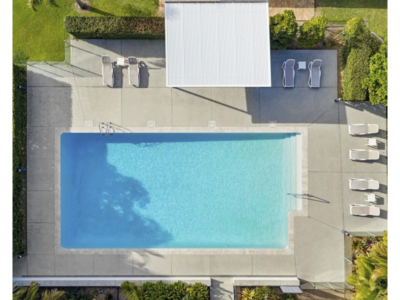 23/11 Fairway Drive, Clear Island Waters QLD 4226
