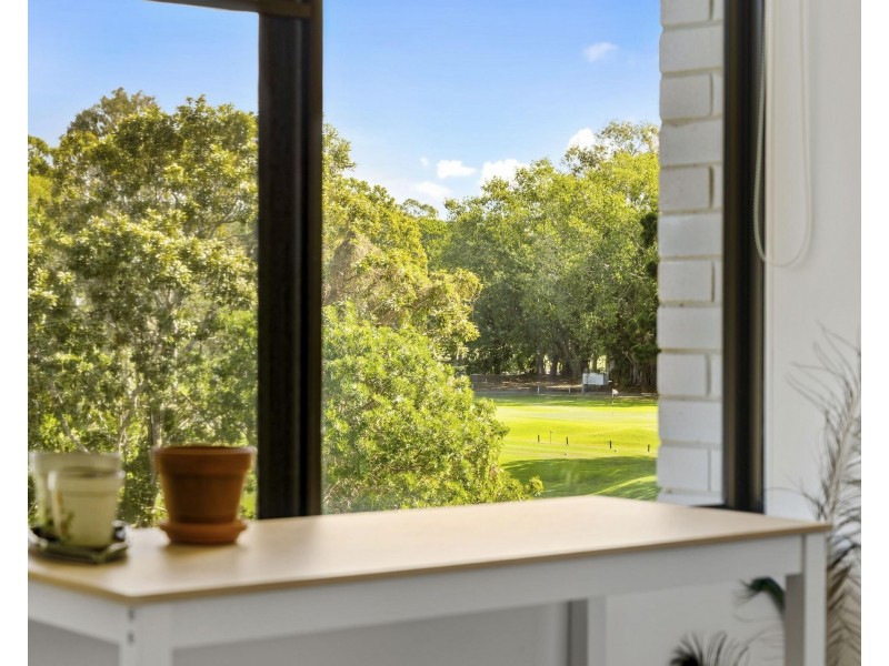 23/11 Fairway Drive, Clear Island Waters QLD 4226