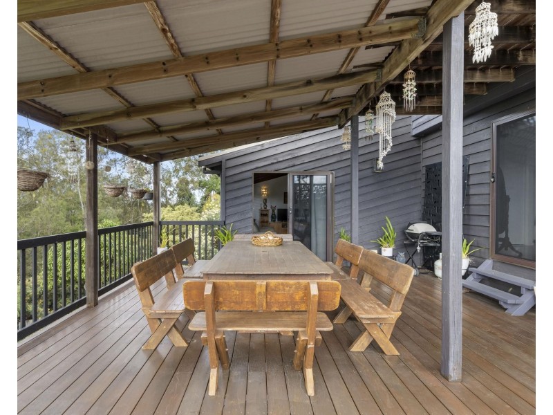 25 Boreen Court, Helensvale QLD 4212