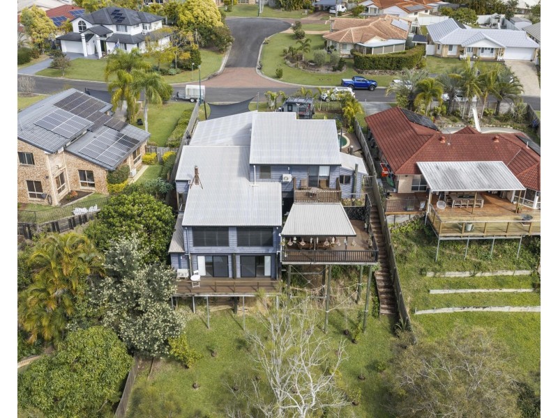 25 Boreen Court, Helensvale QLD 4212