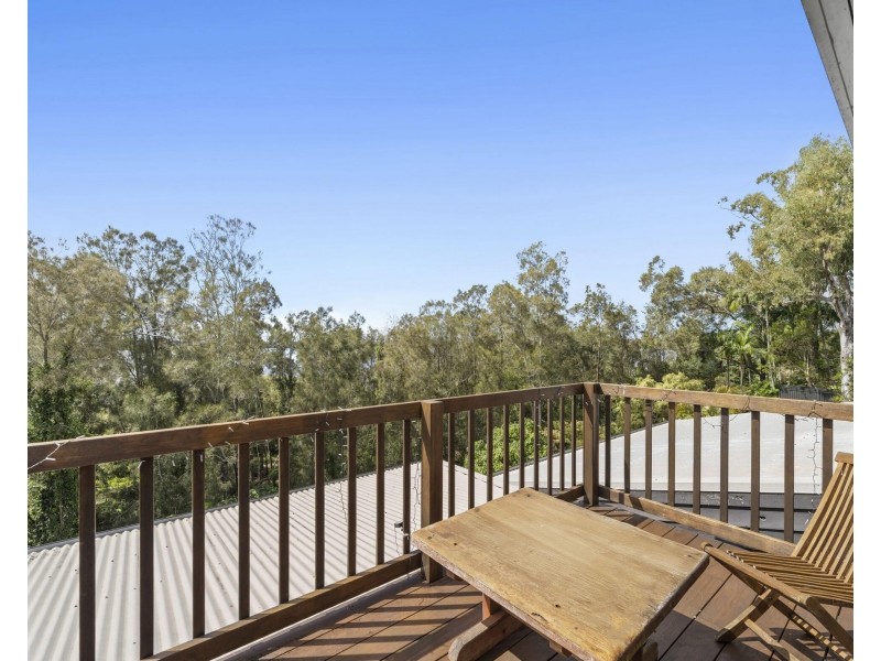25 Boreen Court, Helensvale QLD 4212