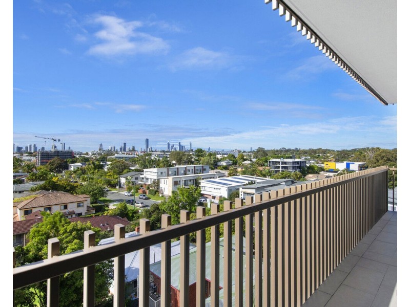 503/135 Eugaree Street, Southport QLD 4215