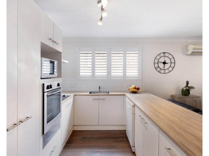 49/154 Currumbin Creek Road, Currumbin Waters QLD 4223