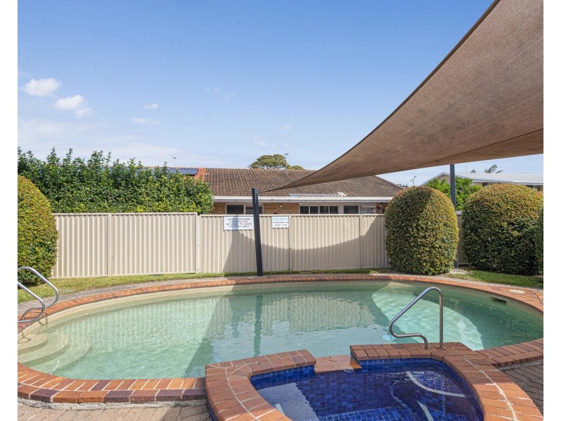 49/154 Currumbin Creek Road, Currumbin Waters QLD 4223