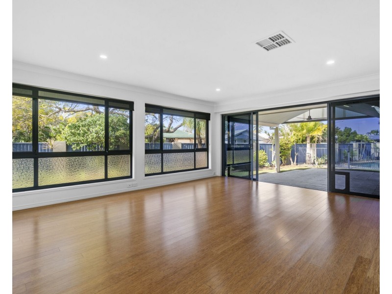 190 Tallebudgera Drive, Palm Beach QLD 4221