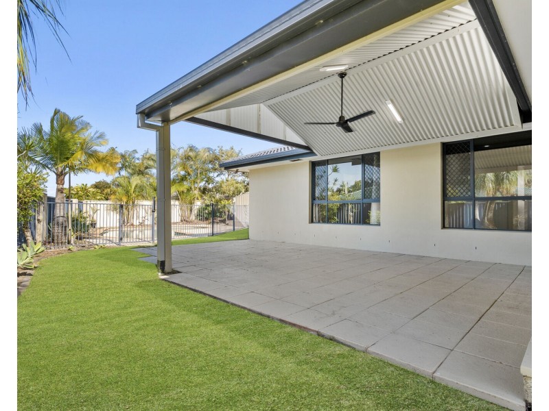 190 Tallebudgera Drive, Palm Beach QLD 4221