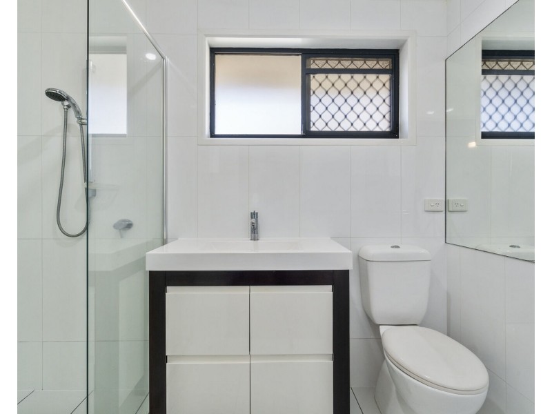 190 Tallebudgera Drive, Palm Beach QLD 4221