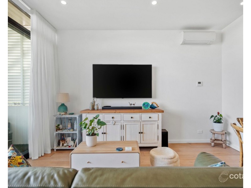 807/13-15 Haig Street, Coolangatta QLD 4225