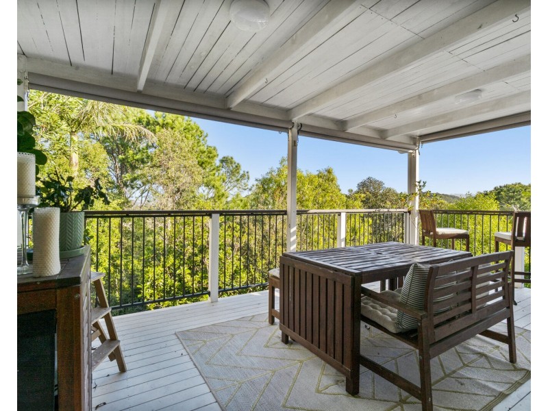 19 Bob Barnard Drive, Tugun QLD 4224