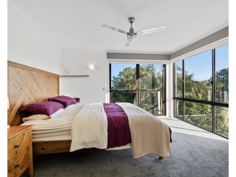 19 Bob Barnard Drive, Tugun QLD 4224