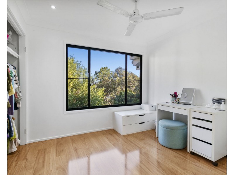 19 Bob Barnard Drive, Tugun QLD 4224