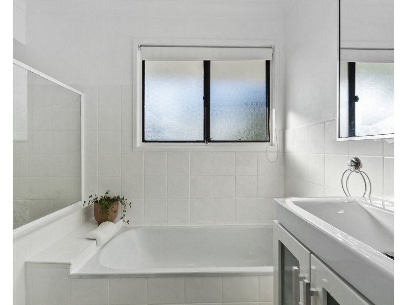 19 Bob Barnard Drive, Tugun QLD 4224