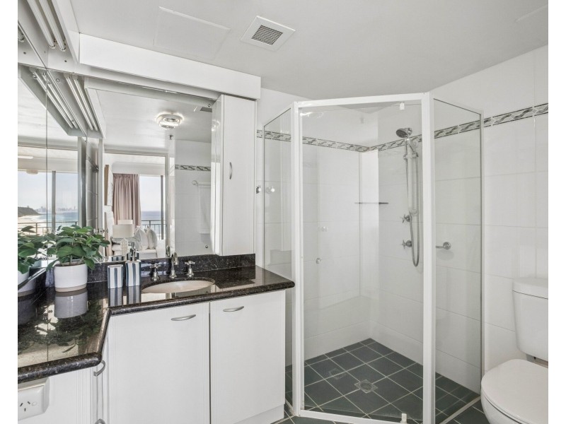 17E/973 Gold Coast Highway, Palm Beach QLD 4221
