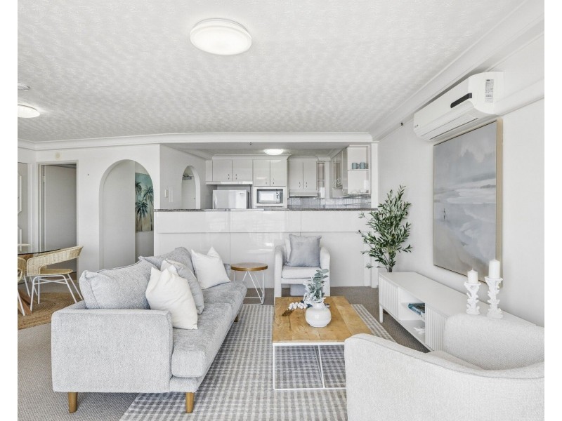 17E/973 Gold Coast Highway, Palm Beach QLD 4221