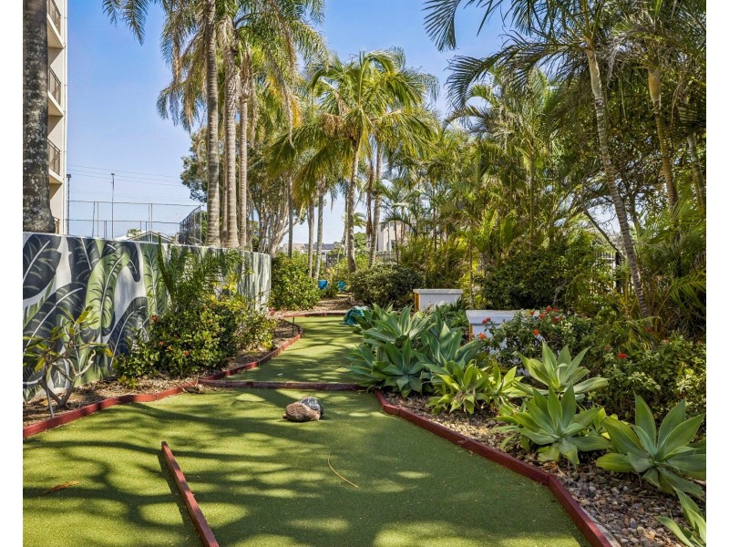 17E/973 Gold Coast Highway, Palm Beach QLD 4221