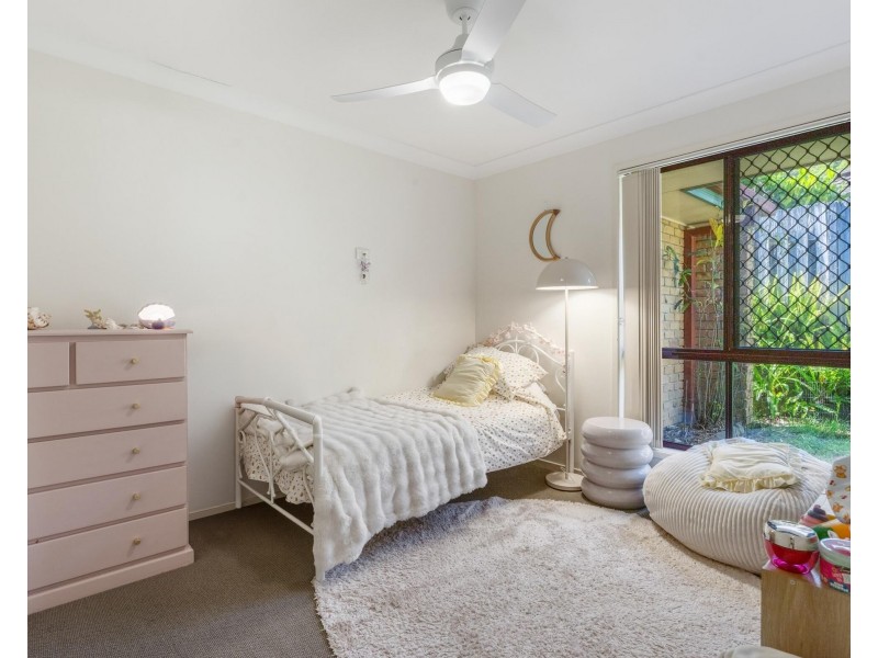 13 Goldvilla Drive, Elanora QLD 4221