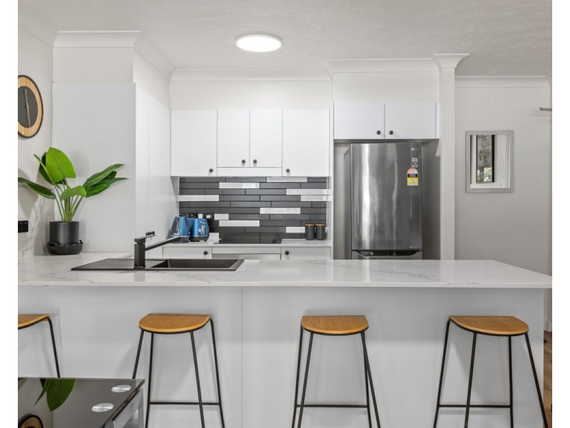 7/33-37 Dixon Street, Coolangatta QLD 4225