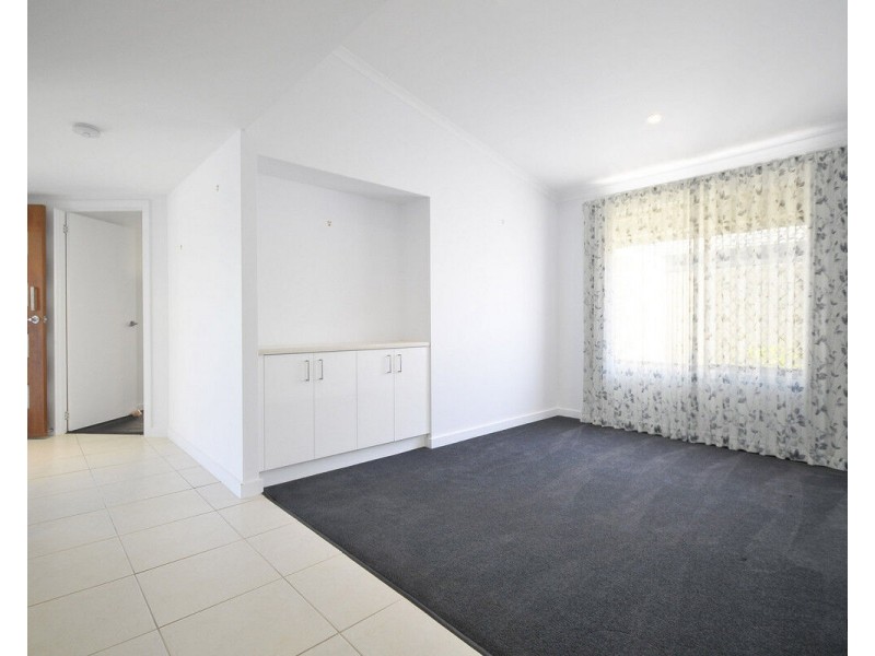 4 Avocado Street, Elanora QLD 4221
