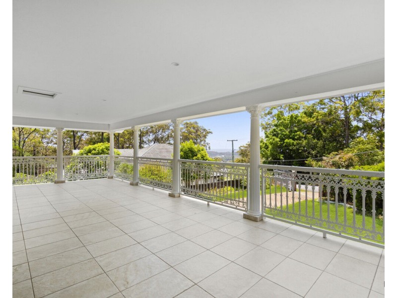 197 Simpsons Road, Elanora QLD 4221