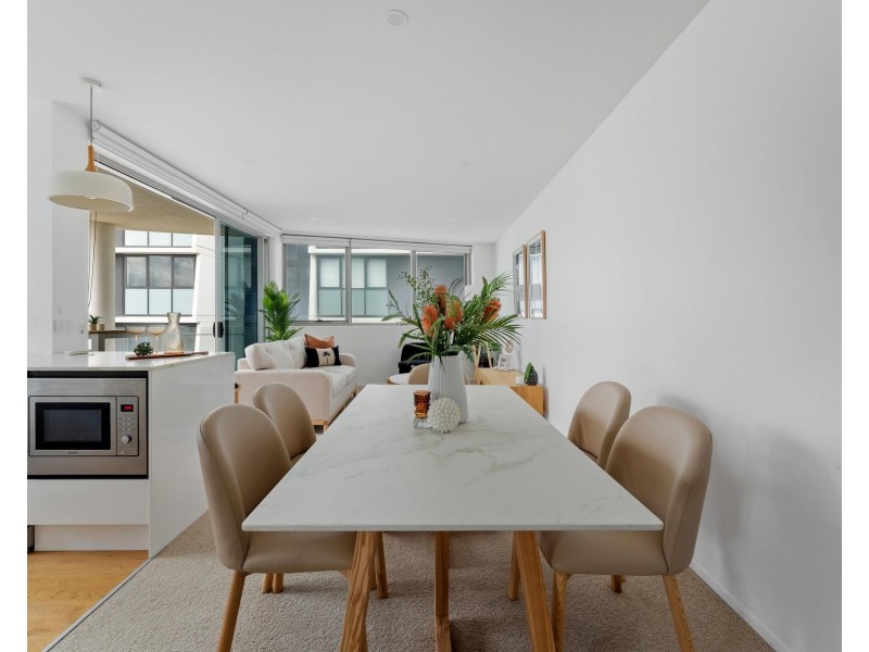 703/51 Peerless Avenue, Mermaid Beach QLD 4218