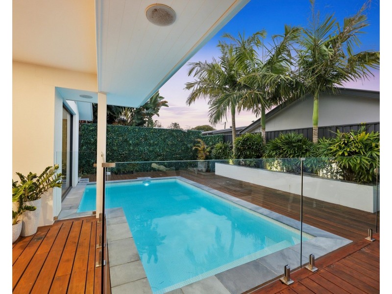 45 Binya Avenue, Coolangatta QLD 4225