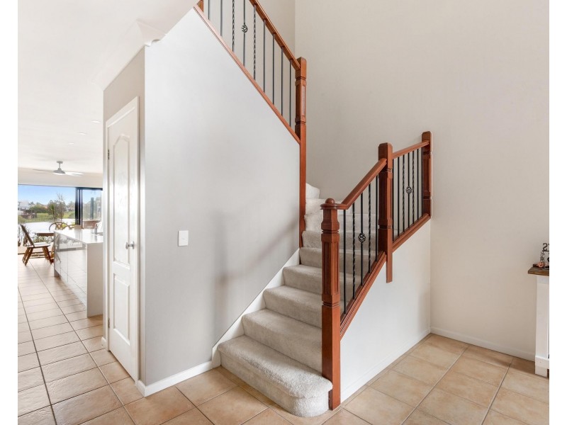 68/117 Palm Meadows Drive, Carrara QLD 4211