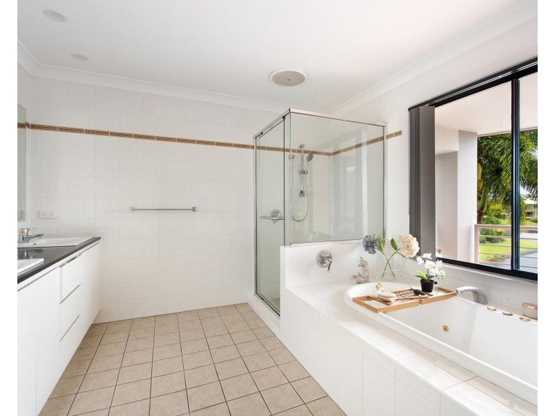68/117 Palm Meadows Drive, Carrara QLD 4211