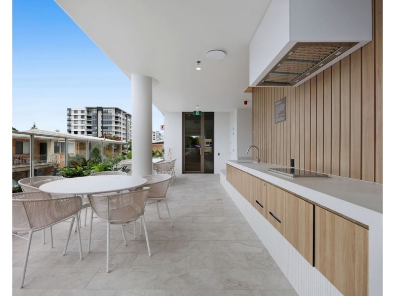 204/7 Douglas Street, Coolangatta QLD 4225