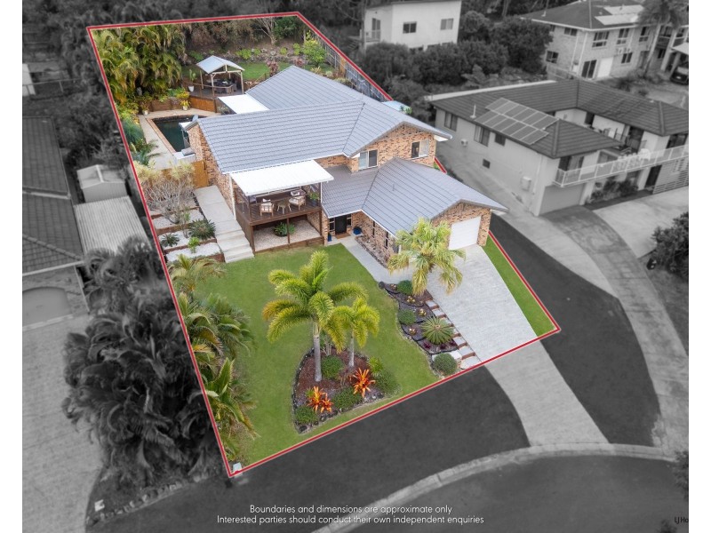 15 Darnel Street, Elanora QLD 4221