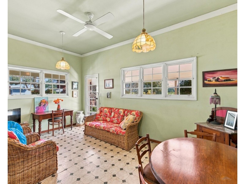 103 McLean Street, Coolangatta QLD 4225