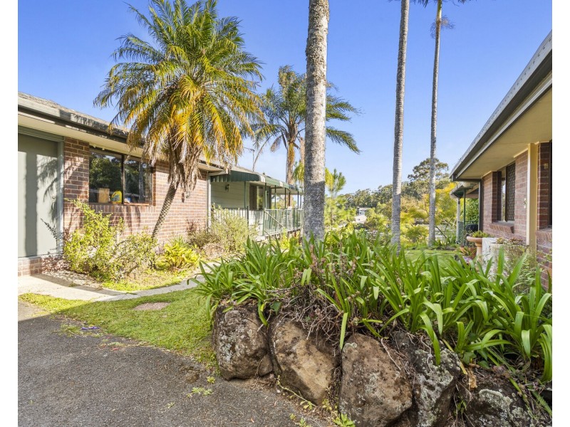 30 Swanbourne Way, Elanora QLD 4221