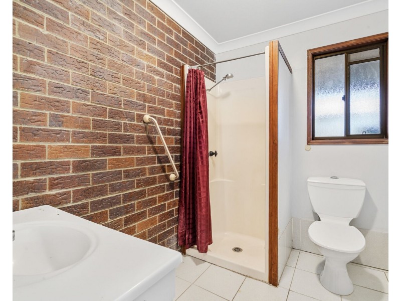 30 Swanbourne Way, Elanora QLD 4221