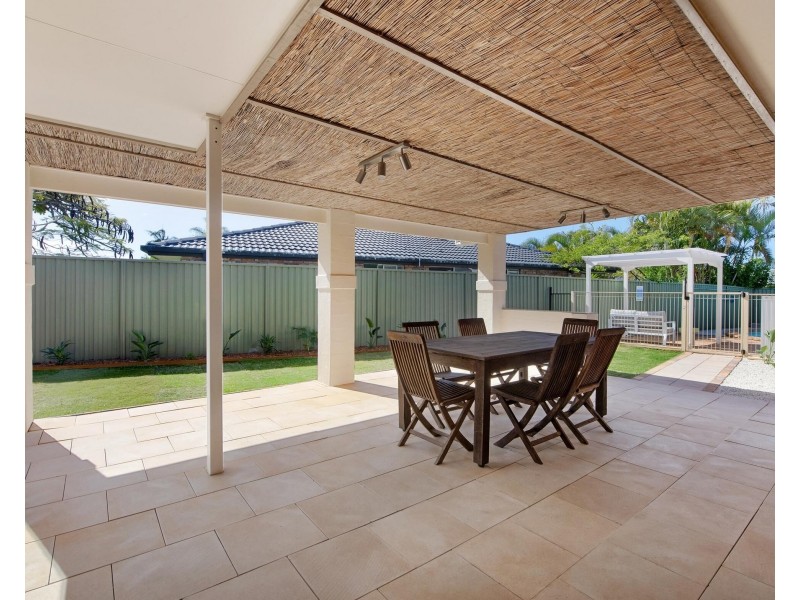 54 Bienvenue Drive, Currumbin Waters QLD 4223
