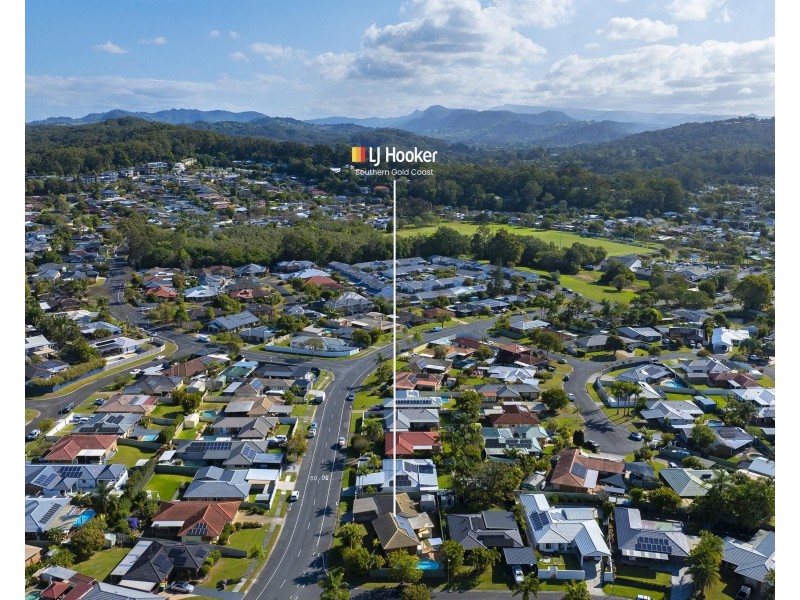 54 Bienvenue Drive, Currumbin Waters QLD 4223