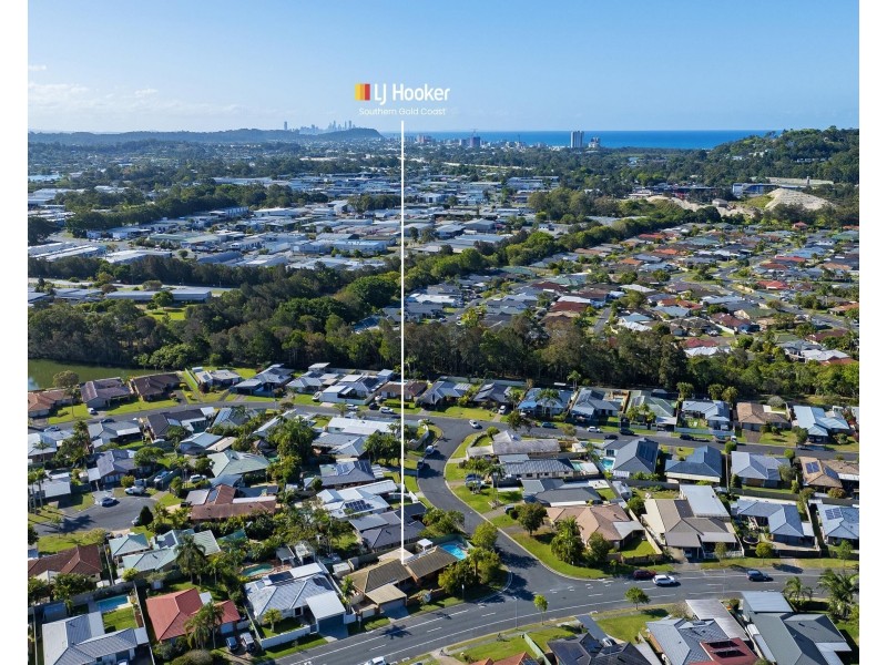 54 Bienvenue Drive, Currumbin Waters QLD 4223