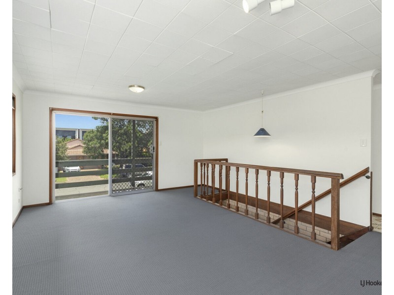 1/15 Walker Avenue, Palm Beach QLD 4221