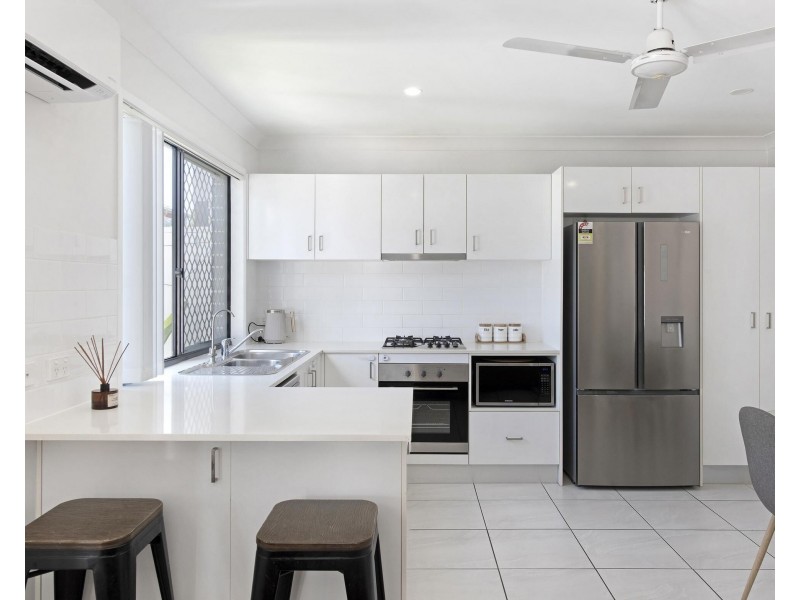 1/6 Border Drive North, Currumbin Waters QLD 4223