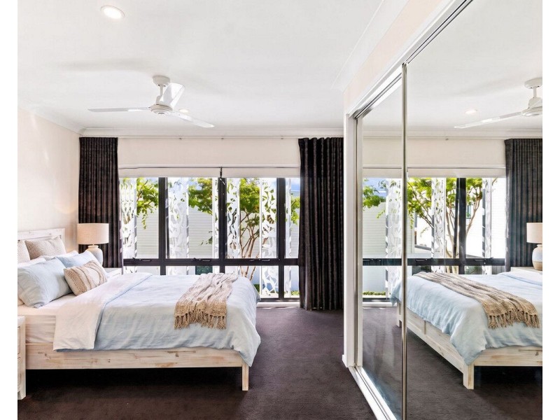 11/4A-8 Hansford Road, Coombabah QLD 4216