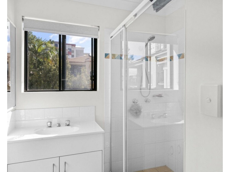 30/16-26 Waverley Street, Southport QLD 4215