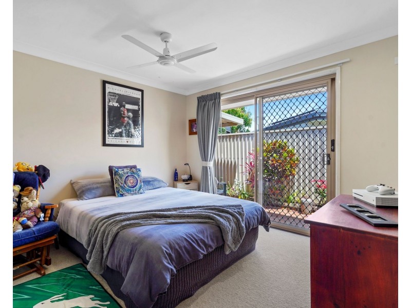 16 Harris Court, Currumbin Waters QLD 4223