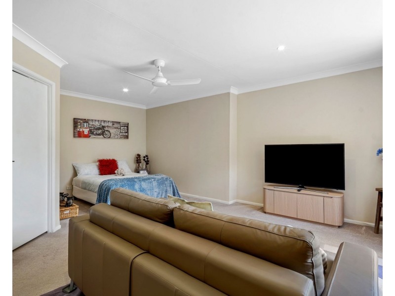 16 Harris Court, Currumbin Waters QLD 4223