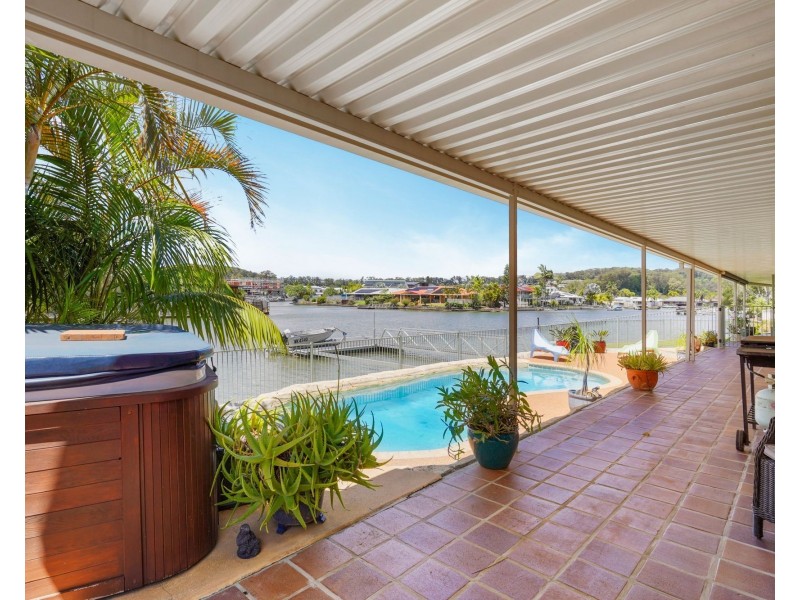 16 Harris Court, Currumbin Waters QLD 4223