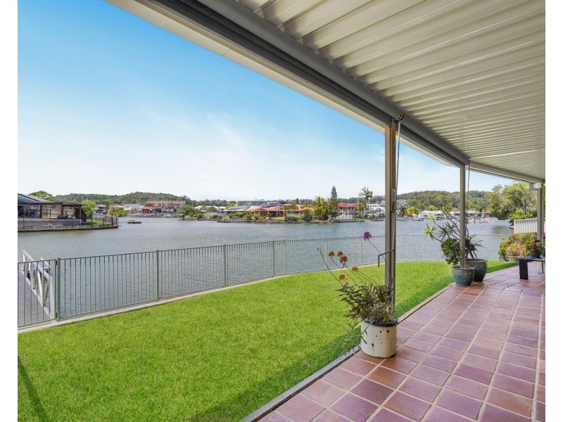 16 Harris Court, Currumbin Waters QLD 4223