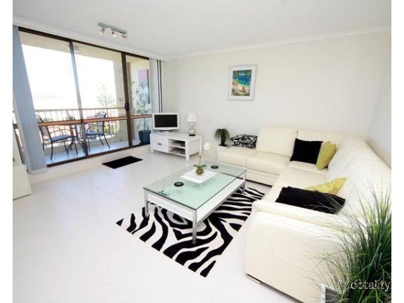 24/22 Marine Parade, Coolangatta QLD 4225